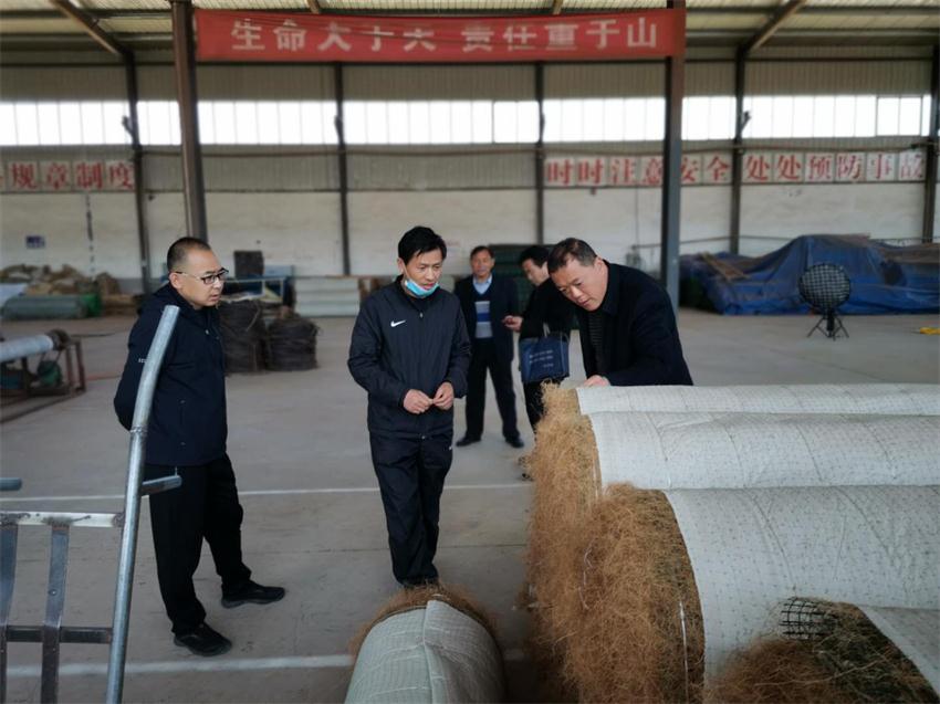 社會組織走進(jìn)省級貧困村 走訪調(diào)研需求助力扶貧攻堅(圖3) 2-200529142609262.jpg