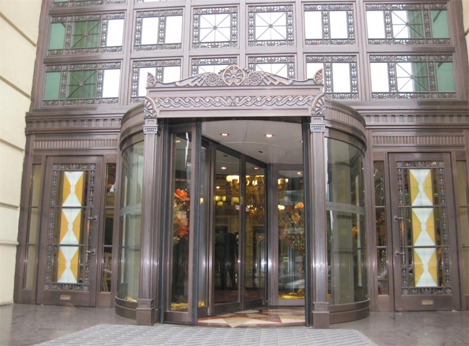 銅門設(shè)計(jì)：體現(xiàn)并映射銅文化之內(nèi)涵！(圖1)